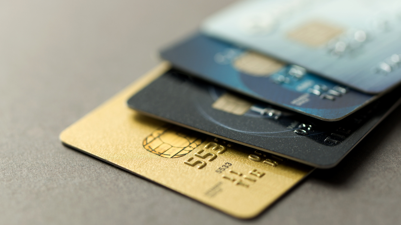 Jak wybrać najlepszą ofertę karty kredytowej?